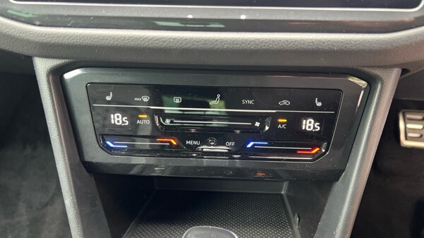 Used Volkswagen Tiguan 2021 for sale - 75612720: Photo 31