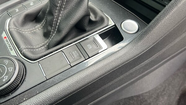 Used Volkswagen Tiguan 2021 for sale - 75612720: Photo 46