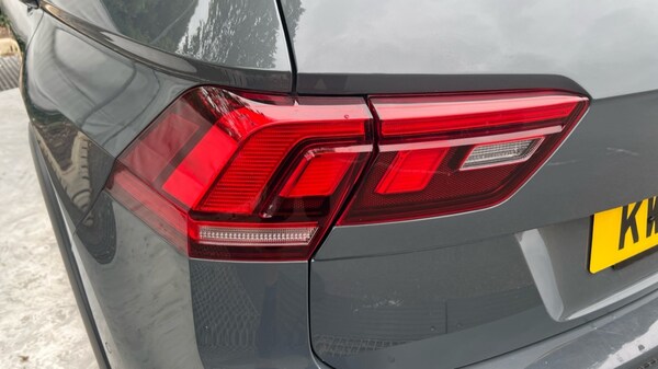 Used Volkswagen Tiguan 2021 for sale - 75612720: Photo 58