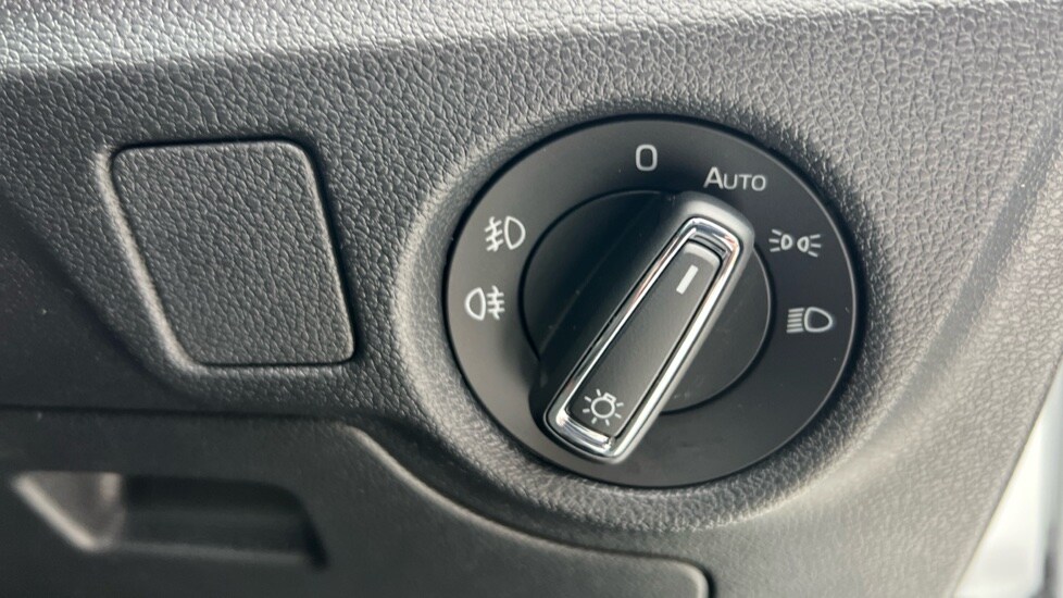 Used Skoda Kamiq 2025 for sale - 76870771: Photo 38