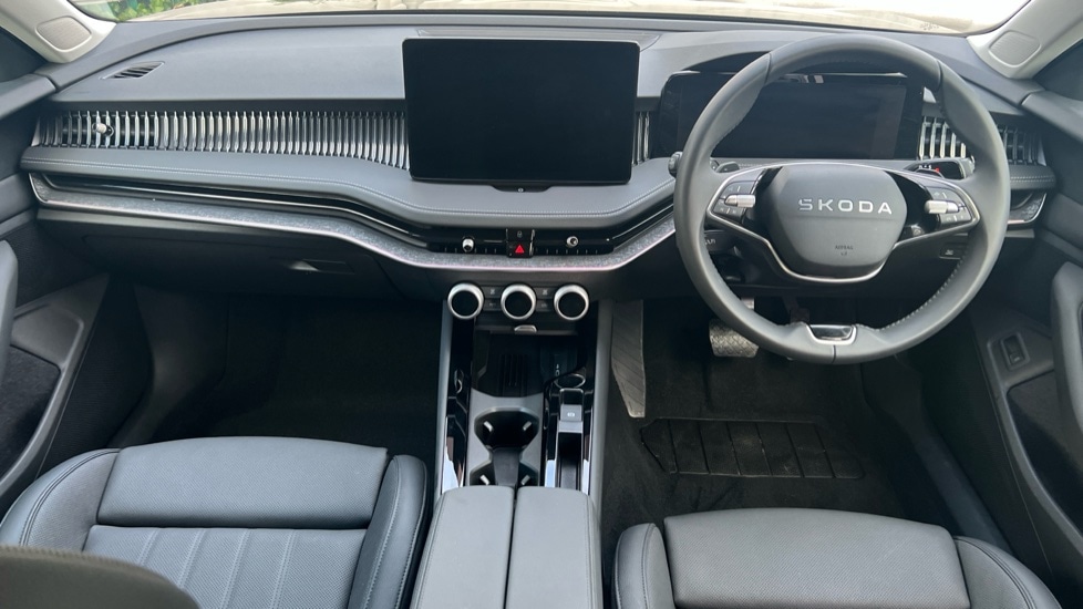 Used Skoda Superb 2025 for sale - 76871281: Photo 12
