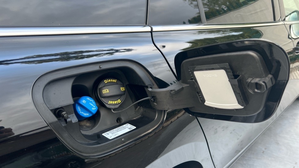 Used Skoda Superb 2025 for sale - 76871281: Photo 29