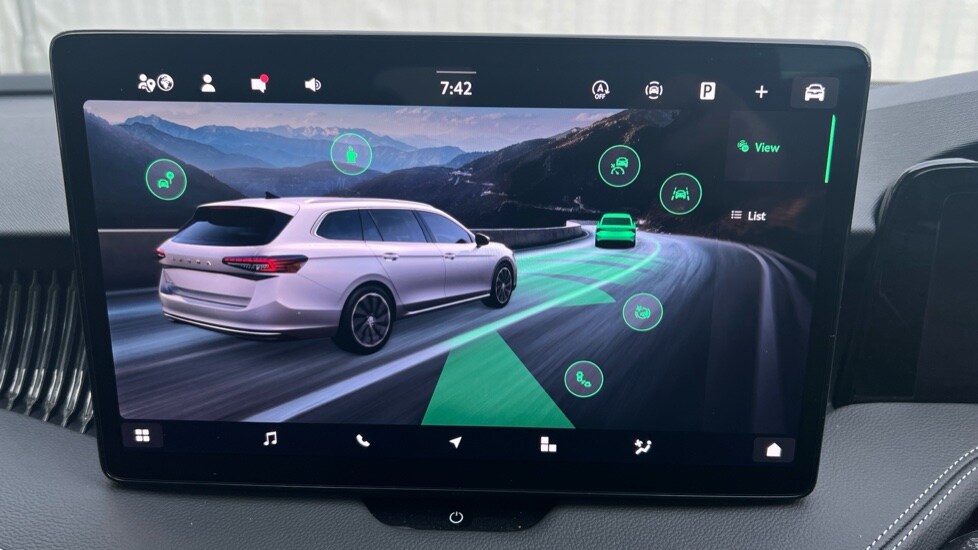 Used Skoda Superb 2025 for sale - 76871281: Photo 76