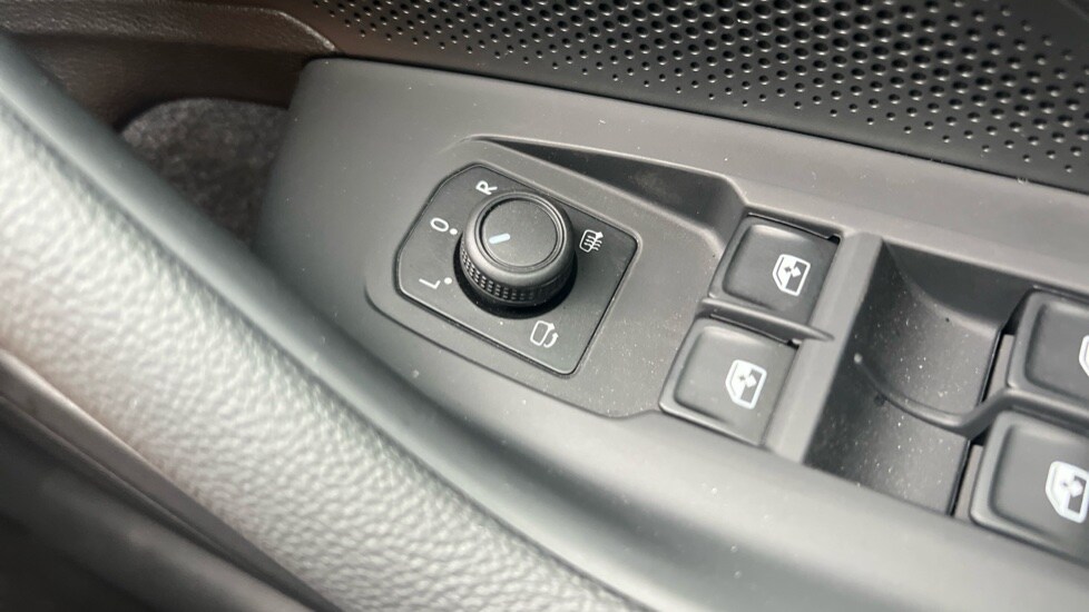 Used Skoda Superb 2025 for sale - 76871281: Photo 90