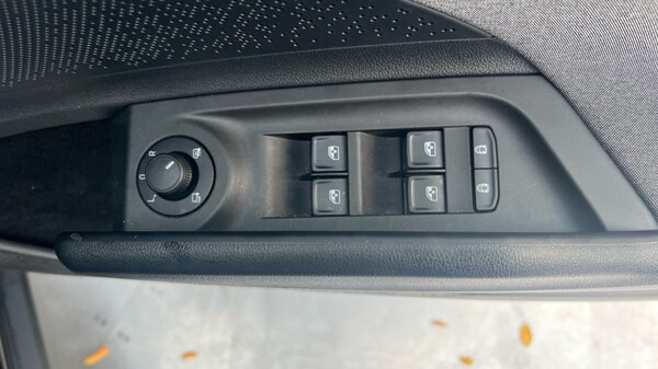 Used Skoda Enyaq 2024 for sale - 76154647: Photo 40