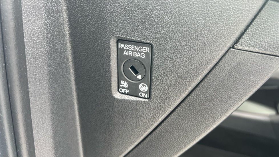 Used Skoda Enyaq 2025 for sale - 76873018: Photo 39