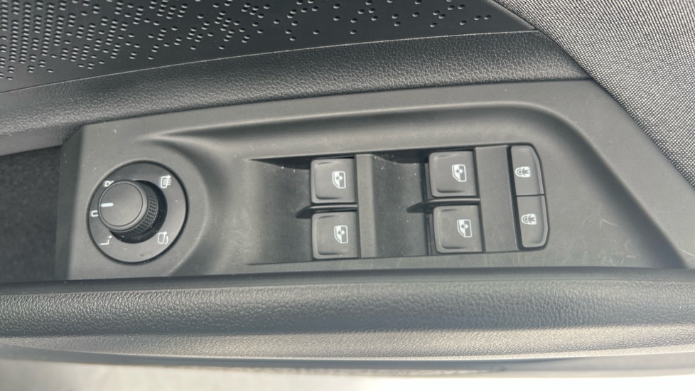 Used Skoda Enyaq 2025 for sale - 76873018: Photo 41