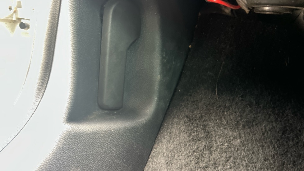 Used Skoda Yeti 2015 for sale - 76870864: Photo 34