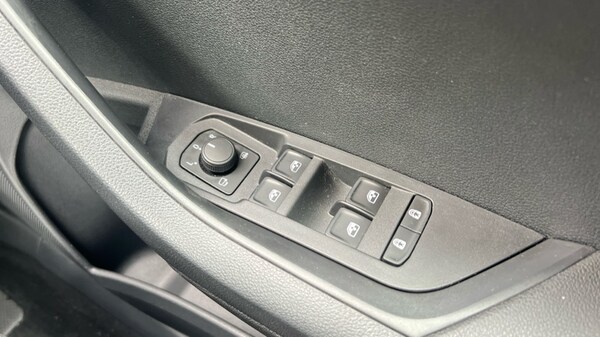 Used Skoda Karoq 2024 for sale - 75629487: Photo 41