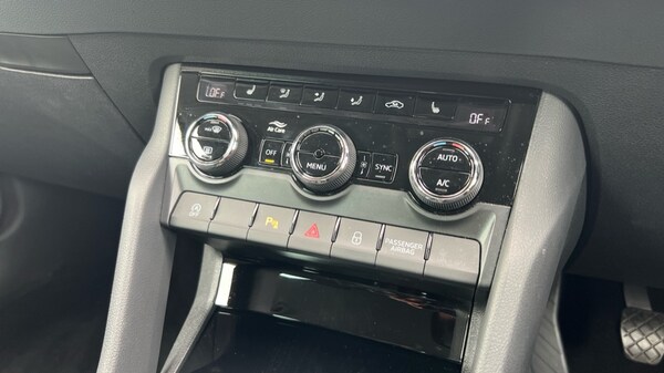 Used Skoda Karoq 2024 for sale - 75629487: Photo 47