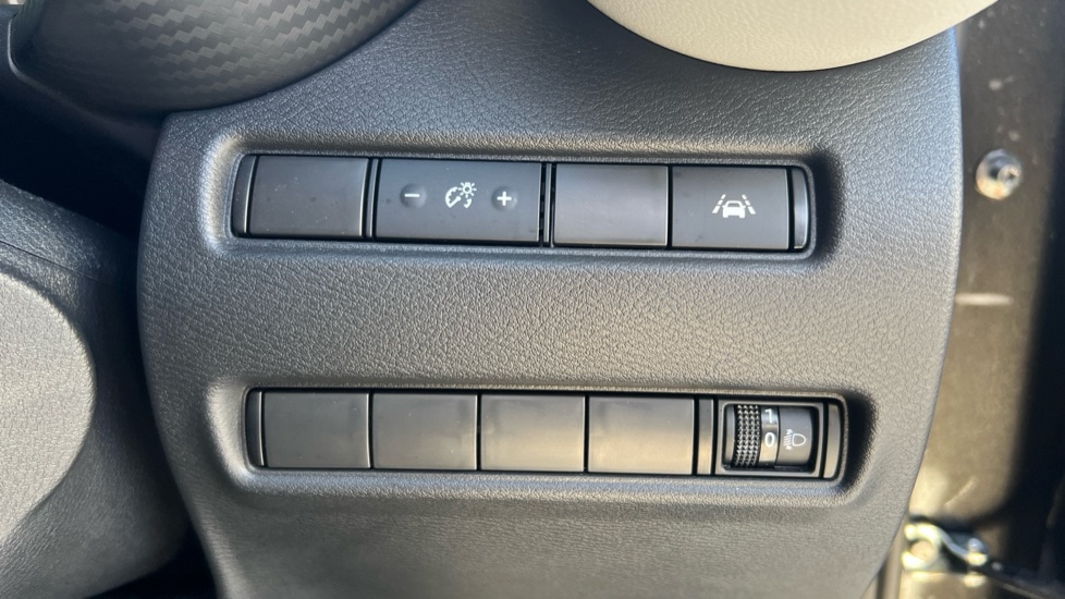 Used Nissan Juke 2022 for sale - 76874761: Photo 46