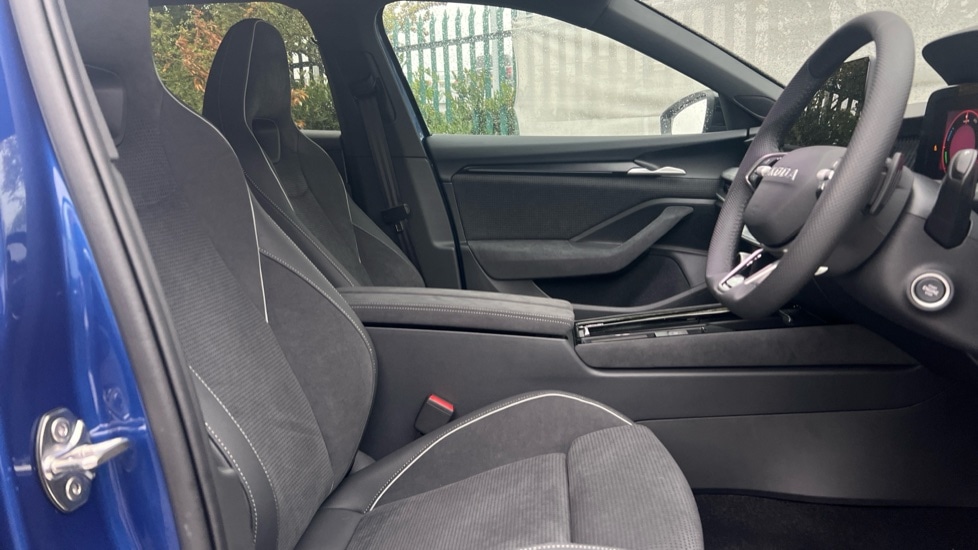 Used Skoda Superb 2025 for sale - 76869837: Photo 26