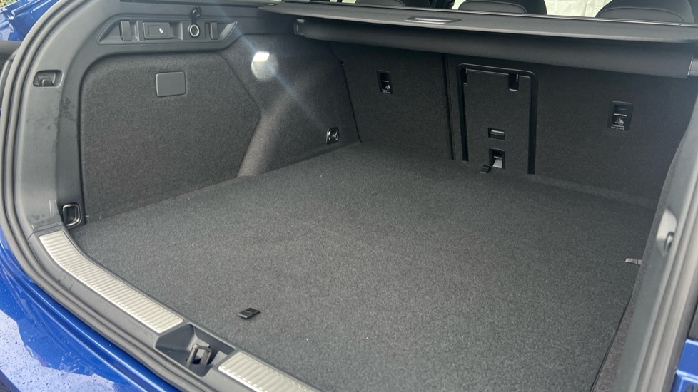 Used Skoda Superb 2025 for sale - 76869837: Photo 30