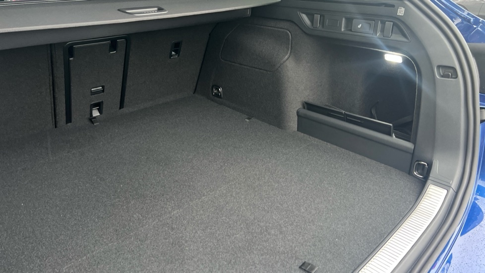 Used Skoda Superb 2025 for sale - 76869837: Photo 31