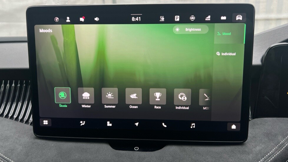 Used Skoda Superb 2025 for sale - 76869837: Photo 80