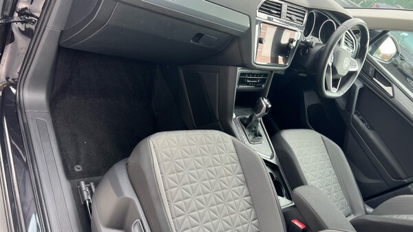 Used Volkswagen Tiguan 2021 for sale - 76074303: Photo 10