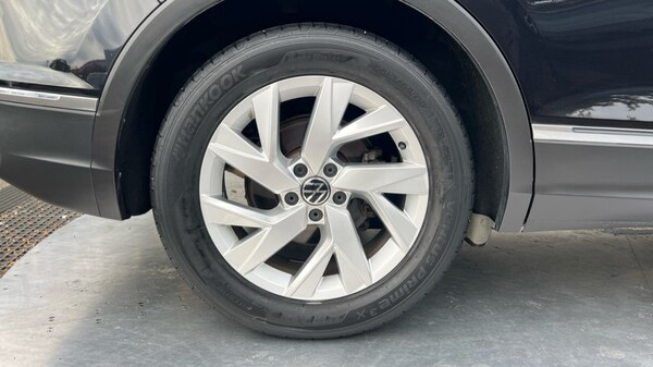 Used Volkswagen Tiguan 2021 for sale - 76074303: Photo 19