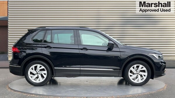 Used Volkswagen Tiguan 2021 for sale - 76074303: Photo 2