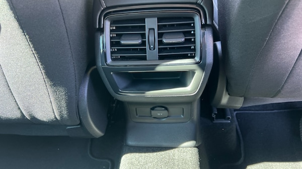 Used Skoda Karoq 2025 for sale - 75467682: Photo 34