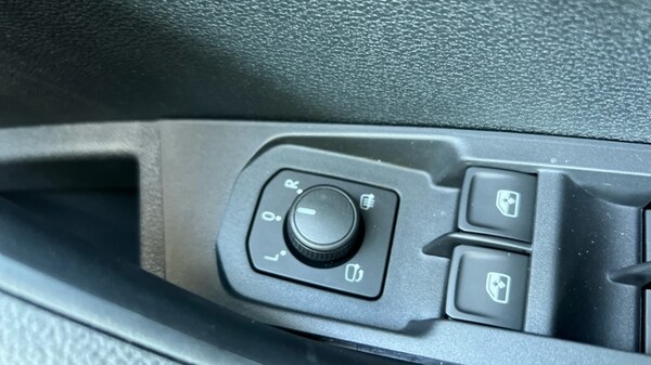 Used Skoda Karoq 2025 for sale - 75467682: Photo 74