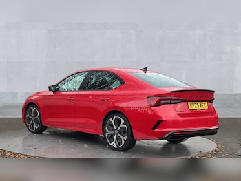 Used Skoda Octavia 2025 for sale - 76361775: Photo