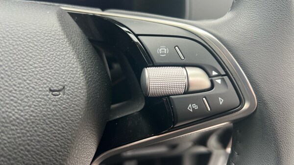 Used Skoda Karoq 2024 for sale - 75467675: Photo 65
