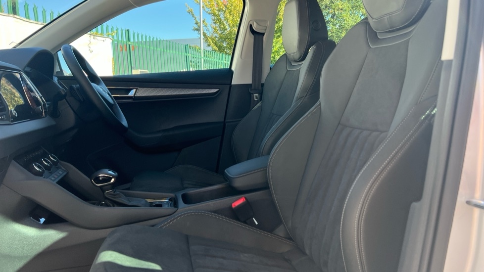 Used Skoda Karoq 2024 for sale - 76870515: Photo 28