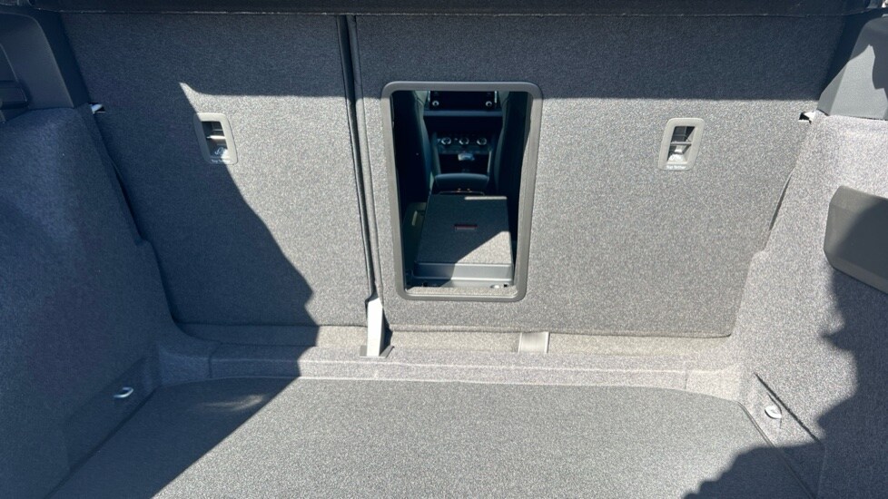 Used Skoda Karoq 2024 for sale - 76870515: Photo 32