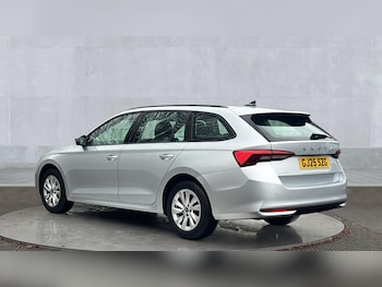 Used Skoda Octavia 2025 for sale - 76623556: Photo