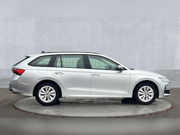 Used Skoda Octavia 2025 for sale - 76623556: Photo