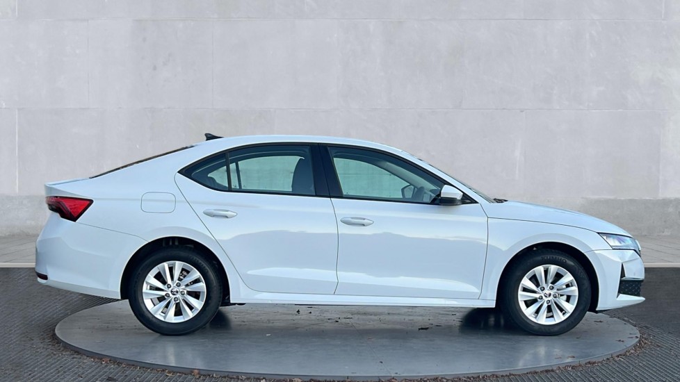 Used Skoda Octavia 2024 for sale - 76874222: Photo 4