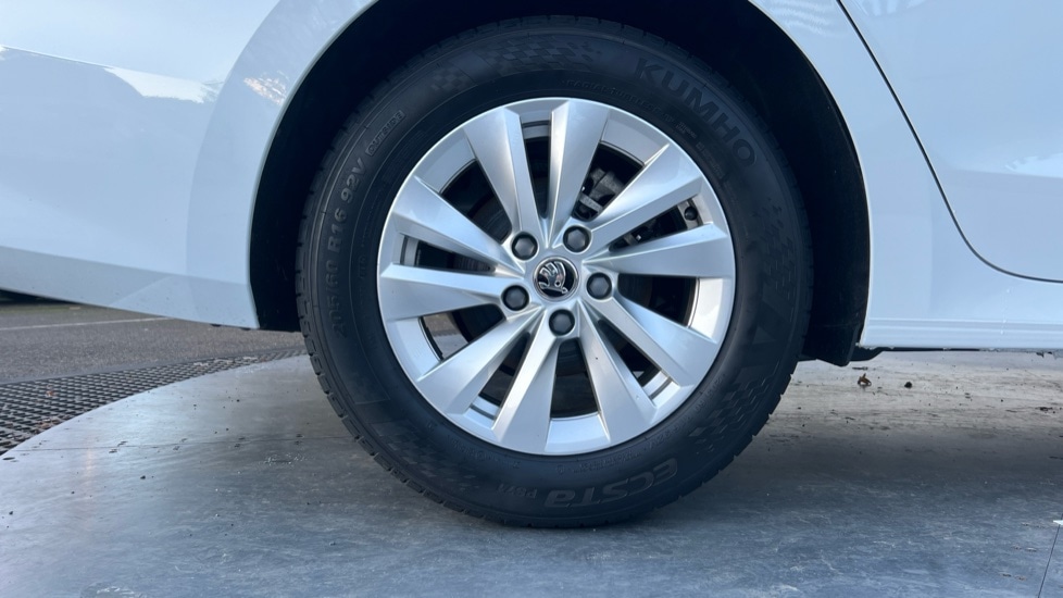 Used Skoda Octavia 2024 for sale - 76874222: Photo 5