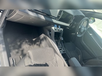 Used Skoda Karoq 2025 for sale - 75467528: Photo