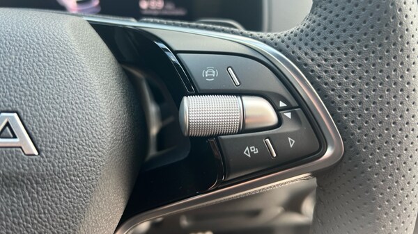 Used Skoda Karoq 2025 for sale - 75467528: Photo 64
