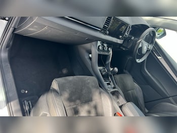 Used Skoda Karoq 2024 for sale - 75467396: Photo