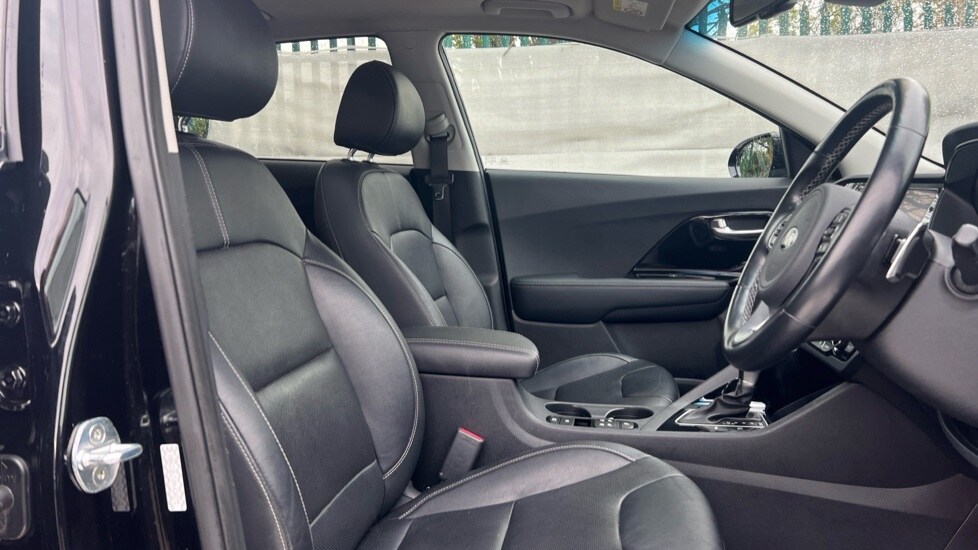 Used Kia Niro 2021 for sale - 76086625: Photo 41