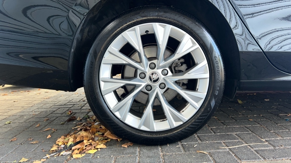 Used Skoda Superb 2025 for sale - 75843674: Photo 5