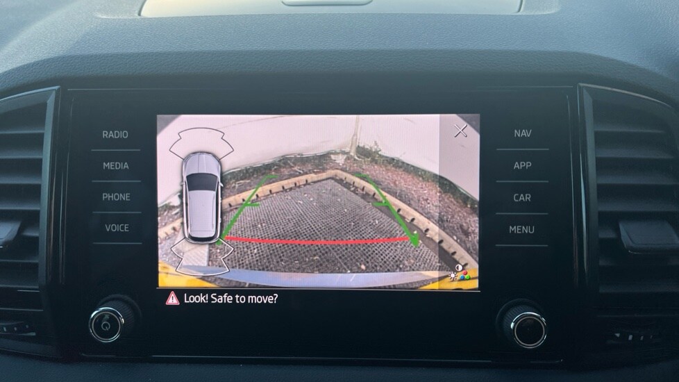 Used Skoda Karoq 2022 for sale - 76872543: Photo 22