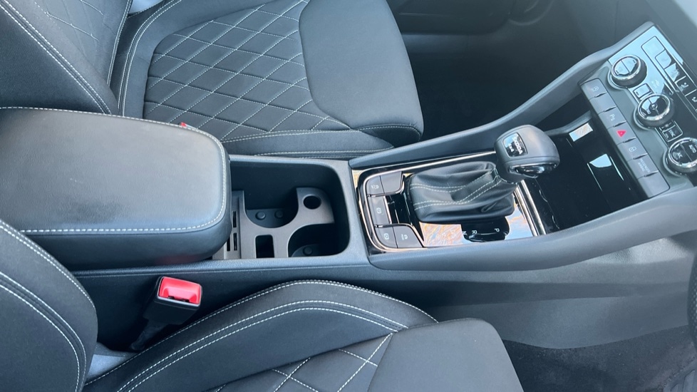 Used Skoda Karoq 2022 for sale - 76872543: Photo 47