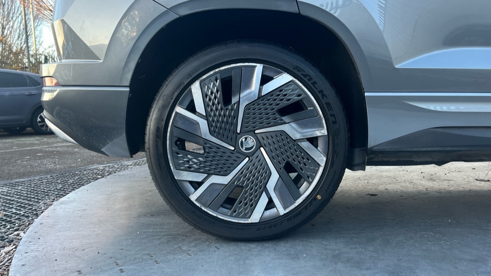 Used Skoda Karoq 2022 for sale - 76872543: Photo 5