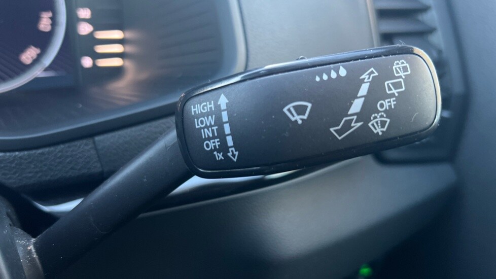 Used Skoda Karoq 2022 for sale - 76872543: Photo 67