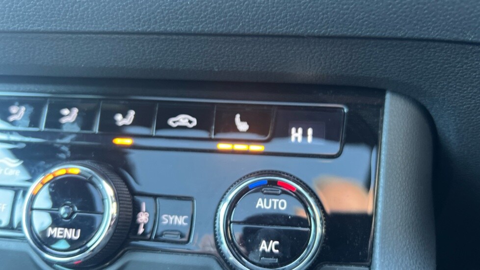 Used Skoda Karoq 2022 for sale - 76872543: Photo 78