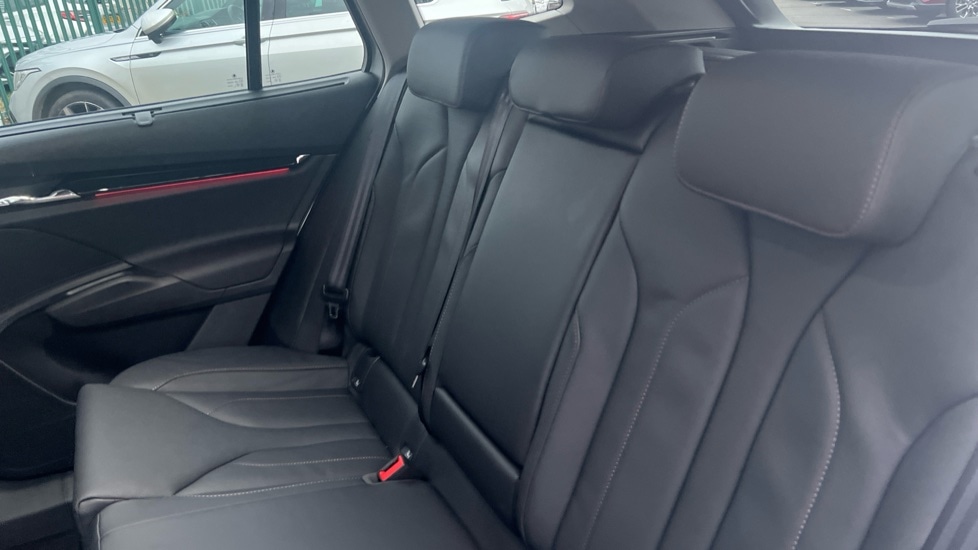 Used Skoda Enyaq 2025 for sale - 76872969: Photo 15