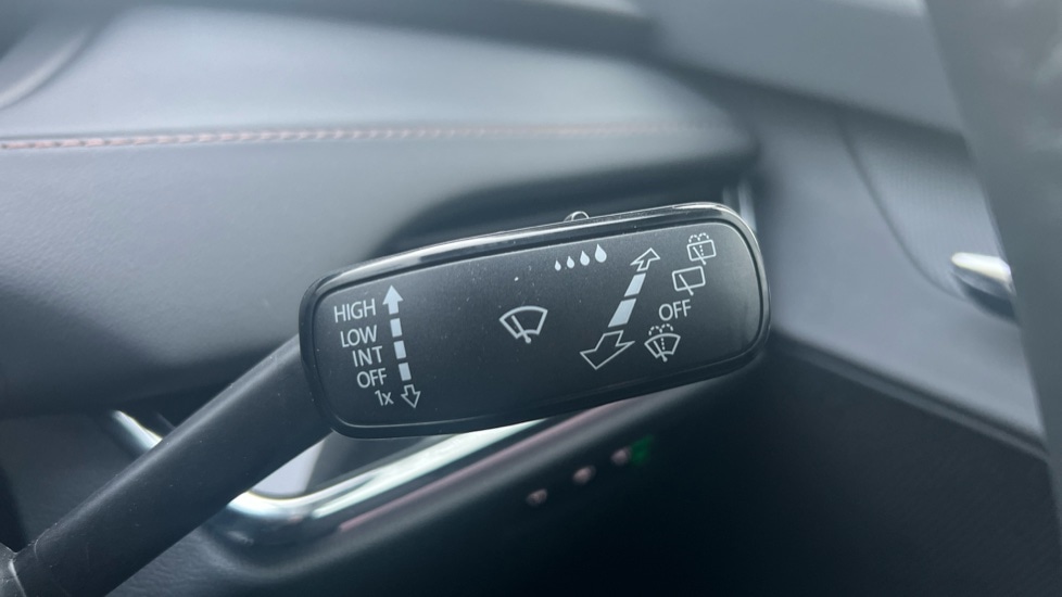 Used Skoda Enyaq 2025 for sale - 76872969: Photo 65