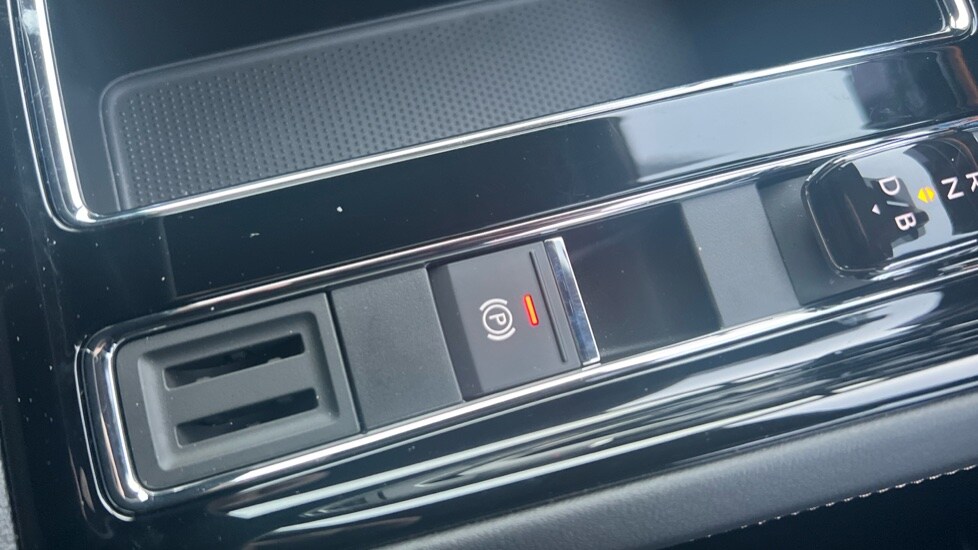 Used Skoda Enyaq 2025 for sale - 76872969: Photo 82