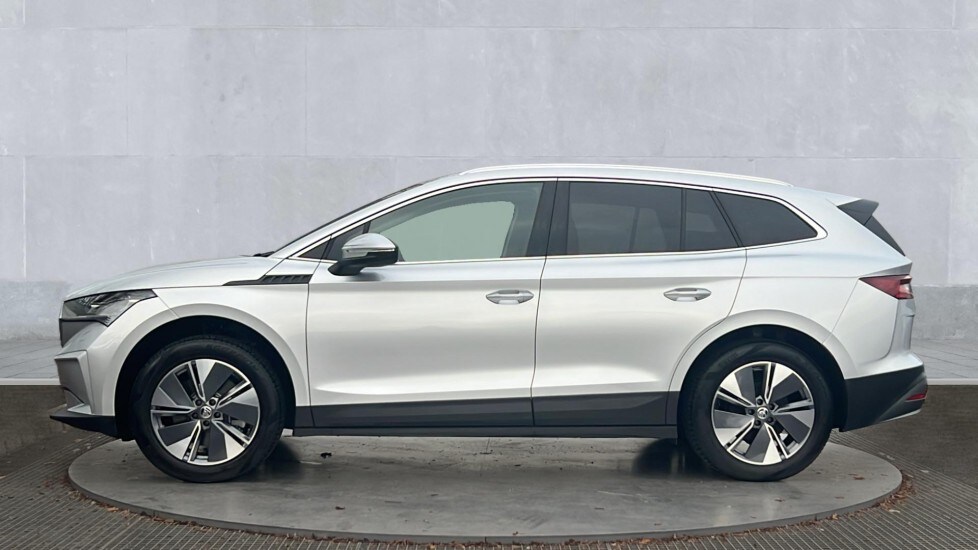 Used Skoda Enyaq 2025 for sale - 76872969: Photo 9