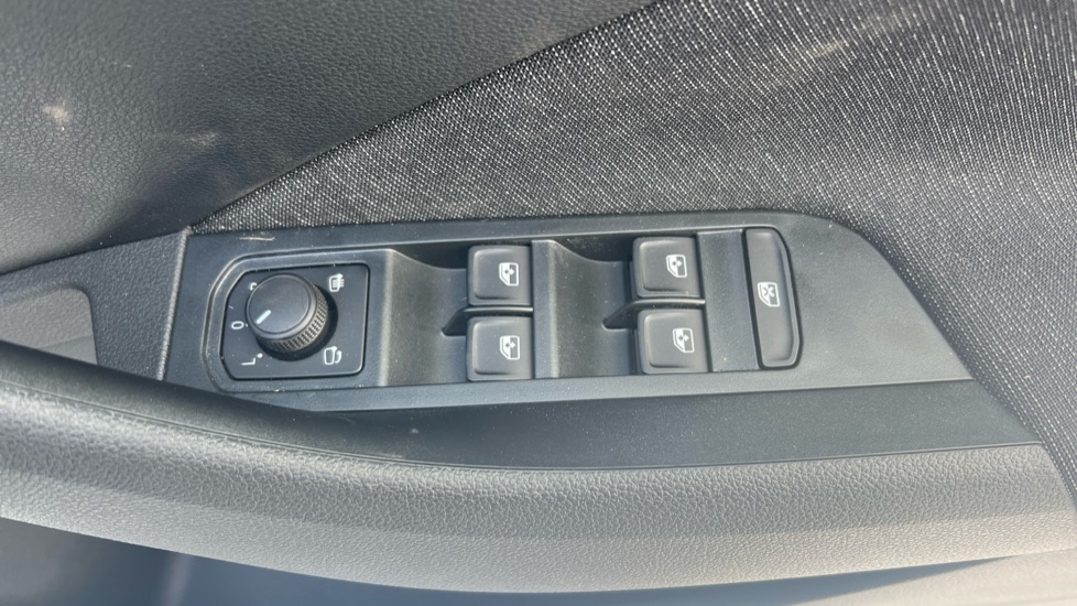 Used Skoda Kamiq 2025 for sale - 76960178: Photo 37