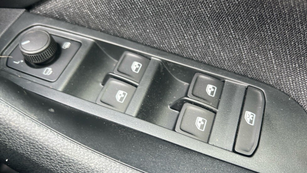 Used Skoda Kamiq 2025 for sale - 76960178: Photo 69