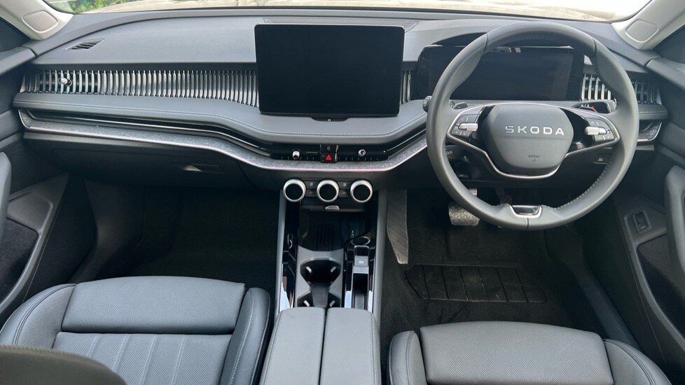Used Skoda Superb 2025 for sale - 75843741: Photo 12