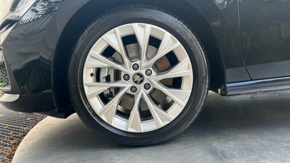 Used Skoda Superb 2025 for sale - 75843741: Photo 18